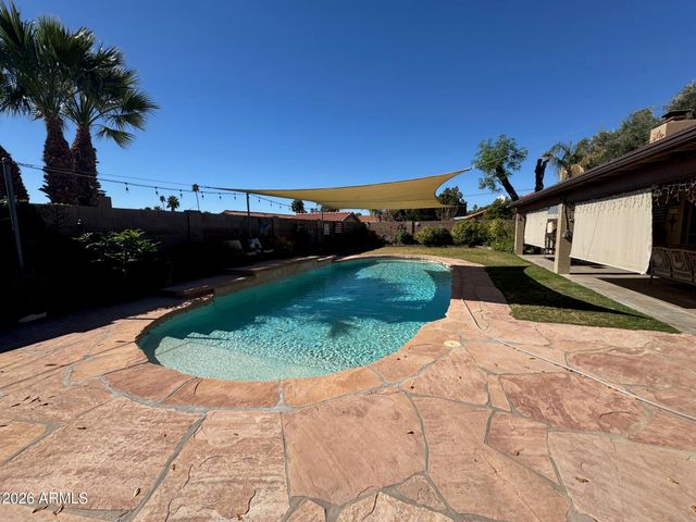 315 E MARCONI Avenue, Phoenix, AZ 85022