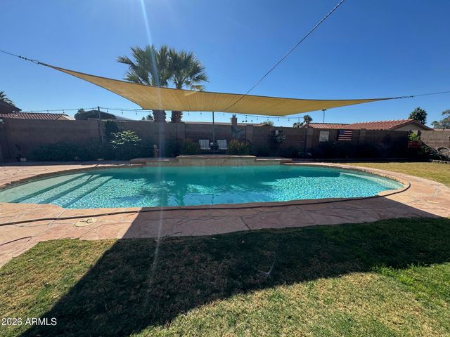 315 E MARCONI Avenue, Phoenix, AZ 85022