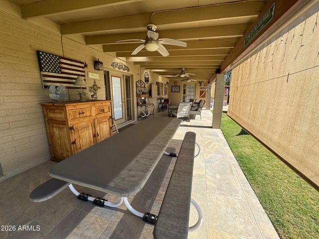 315 E MARCONI Avenue, Phoenix, AZ 85022