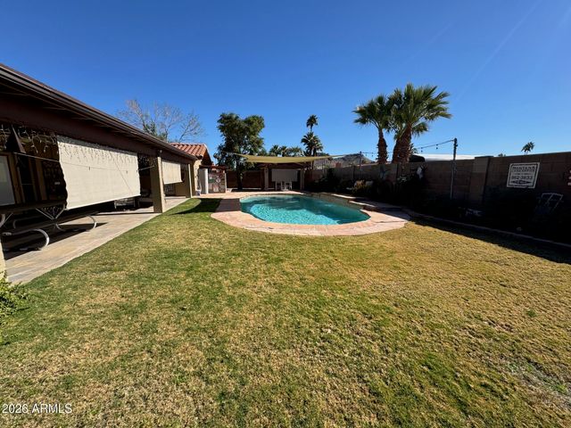 315 E MARCONI Avenue, Phoenix, AZ 85022