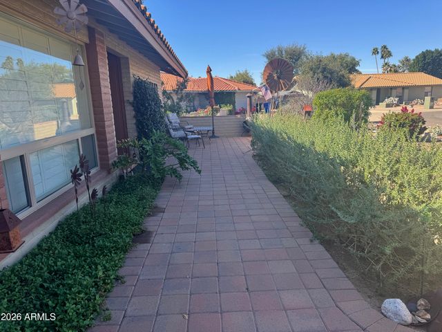 315 E MARCONI Avenue, Phoenix, AZ 85022