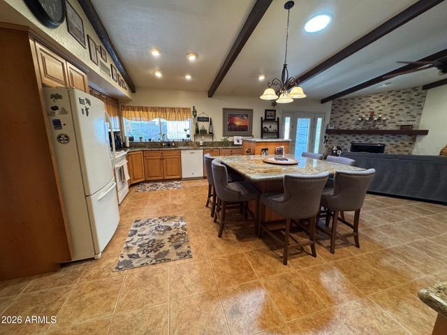 315 E MARCONI Avenue, Phoenix, AZ 85022