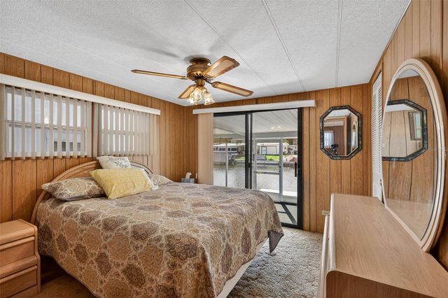 31701 KELLY CIRCLE, Tavares, FL 32778