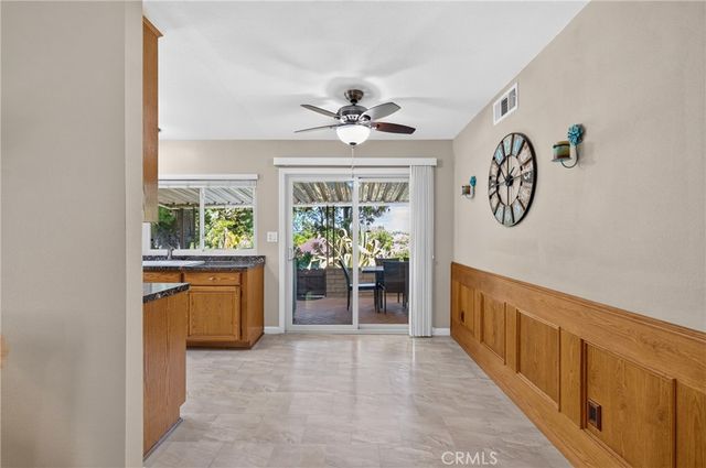 26332 Oak Highland C, Newhall, CA 91321