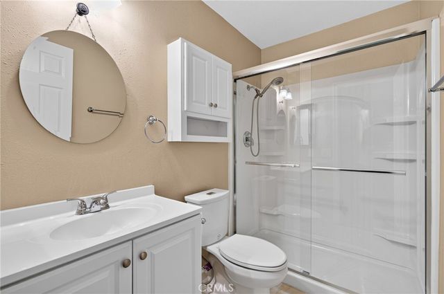26332 Oak Highland C, Newhall, CA 91321