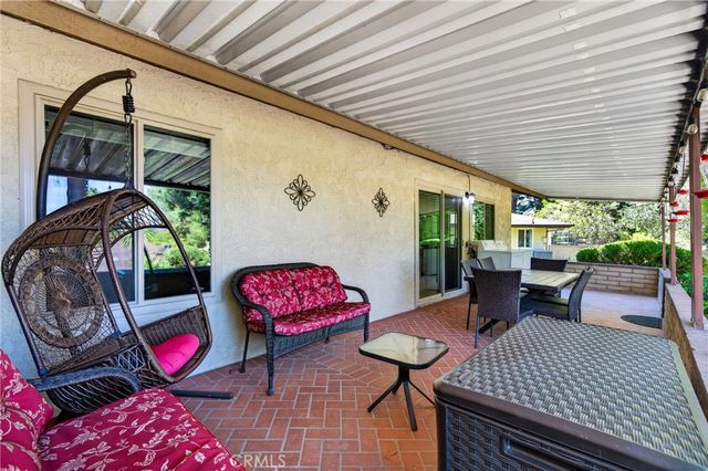 26332 Oak Highland C, Newhall, CA 91321