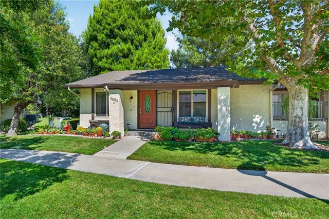 26332 Oak Highland C, Newhall, CA 91321