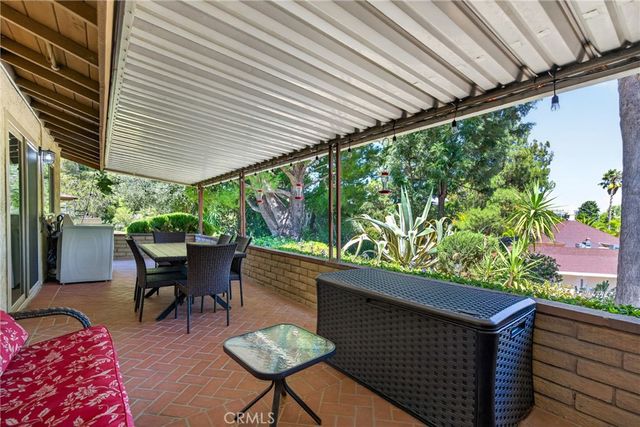 26332 Oak Highland C, Newhall, CA 91321
