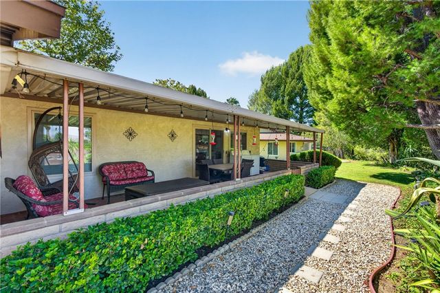 26332 Oak Highland C, Newhall, CA 91321