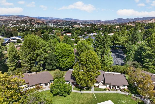 26332 Oak Highland C, Newhall, CA 91321