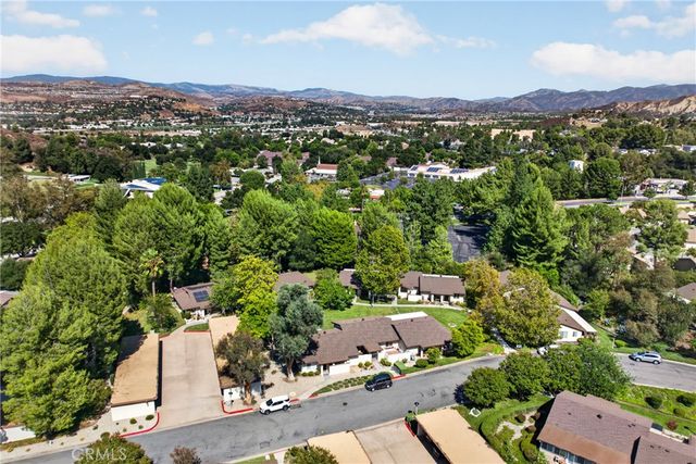 26332 Oak Highland C, Newhall, CA 91321