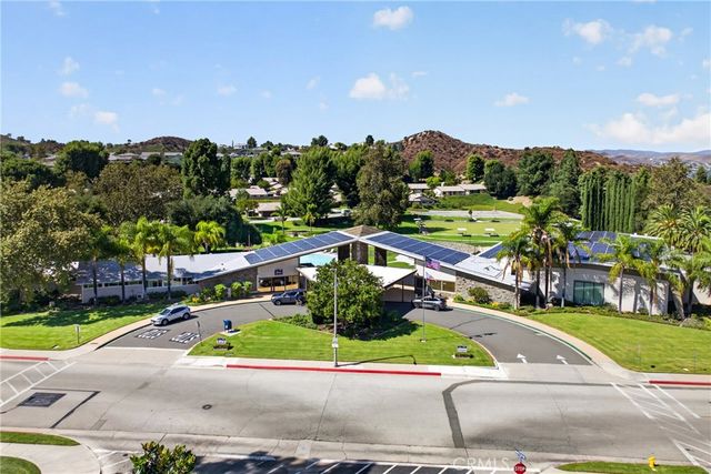 26332 Oak Highland C, Newhall, CA 91321