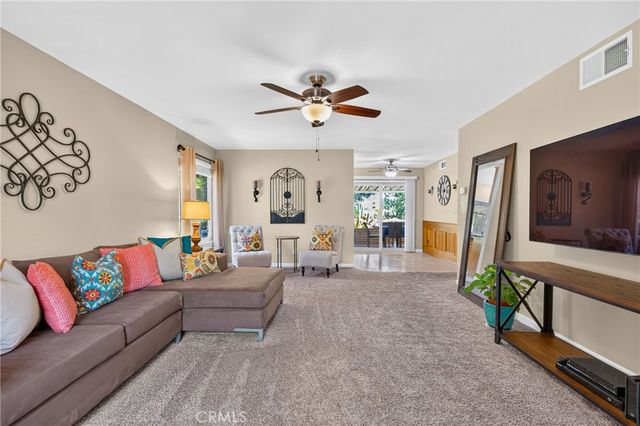 26332 Oak Highland C, Newhall, CA 91321