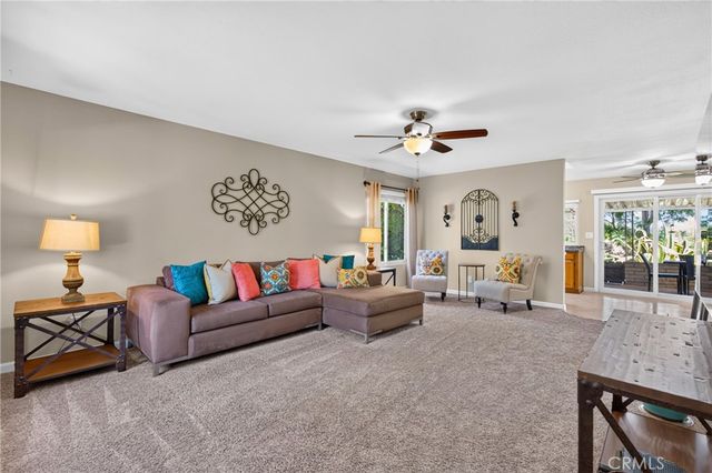 26332 Oak Highland C, Newhall, CA 91321