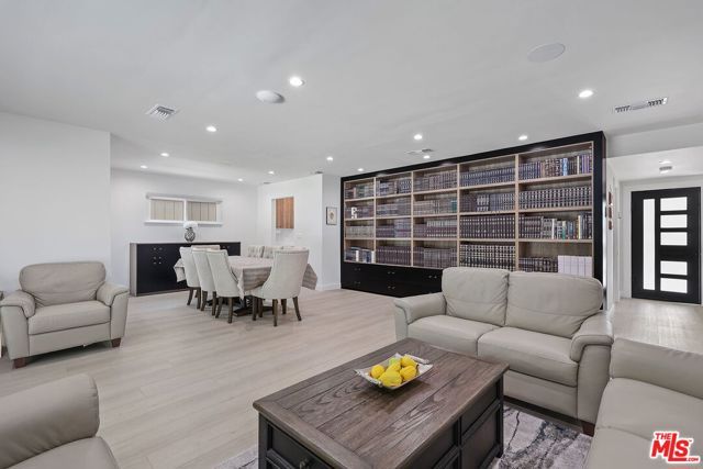 12849 Tiara Street, Valley Village, CA 91607