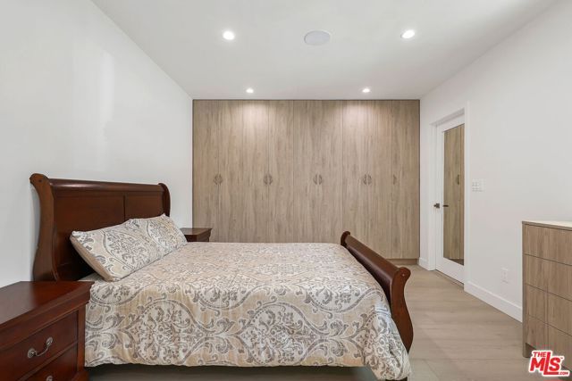 12849 Tiara Street, Valley Village, CA 91607