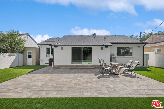12849 Tiara Street, Valley Village, CA 91607