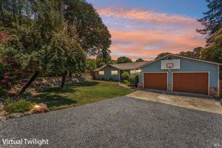 1725 E Madrone Dr, Ukiah, CA 95482