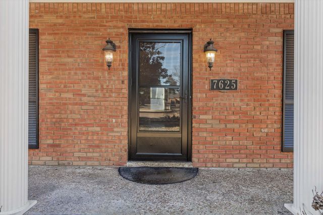 7625 WHEATLEY DR, Germantown, TN 38138