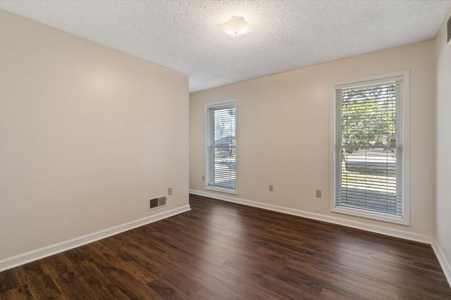 7625 WHEATLEY DR, Germantown, TN 38138