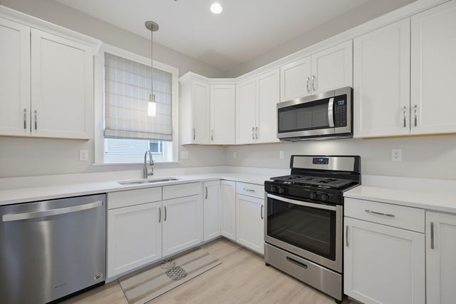 99 Sophia Dr, Rehoboth, MA 02769