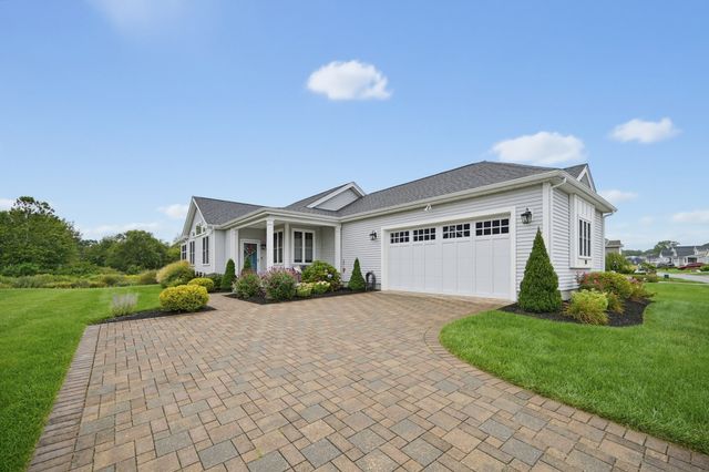 99 Sophia Dr, Rehoboth, MA 02769