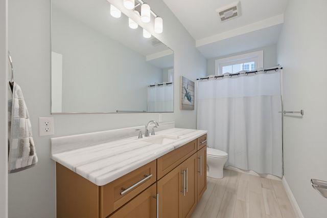 99 Sophia Dr, Rehoboth, MA 02769