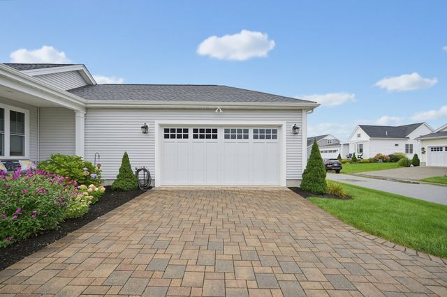 99 Sophia Dr, Rehoboth, MA 02769