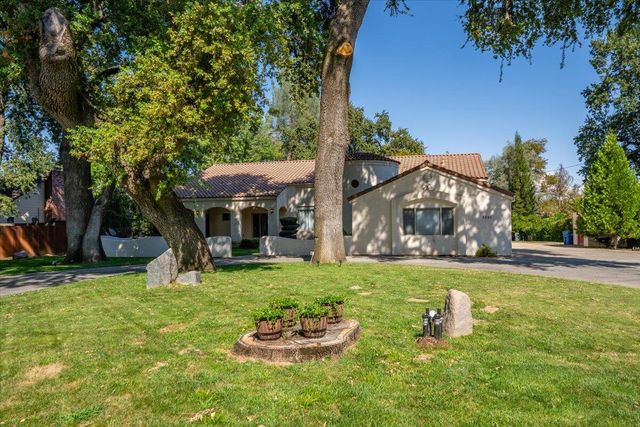 6681 Riverside Drive, Redding, CA 96001