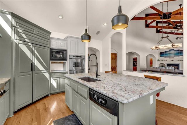 6681 Riverside Drive, Redding, CA 96001