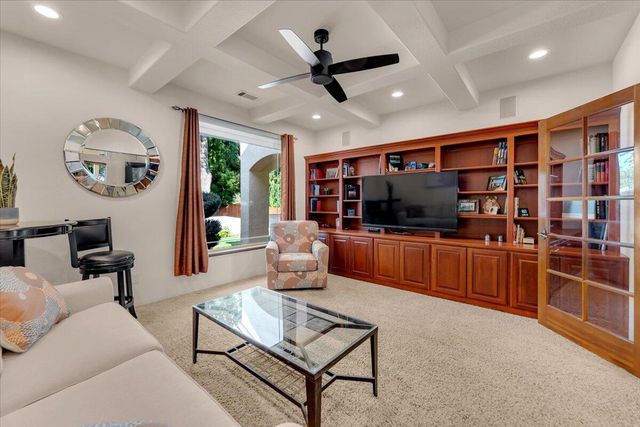 6681 Riverside Drive, Redding, CA 96001