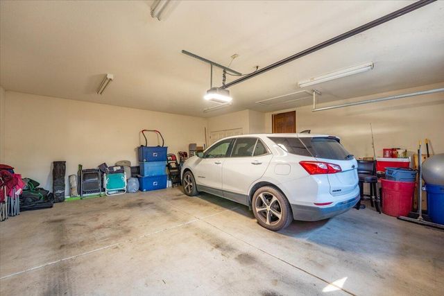 6681 Riverside Drive, Redding, CA 96001