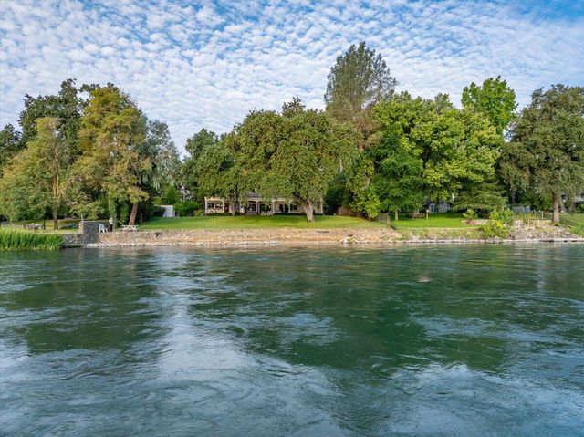 6681 Riverside Drive, Redding, CA 96001