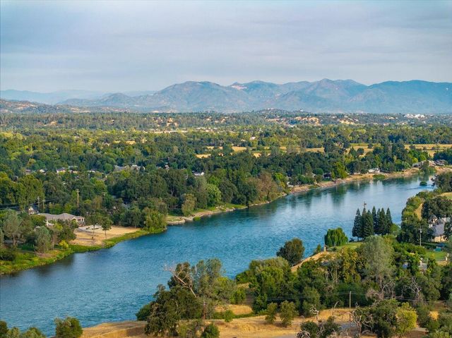 6681 Riverside Drive, Redding, CA 96001