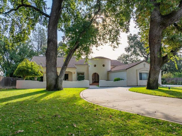 6681 Riverside Drive, Redding, CA 96001