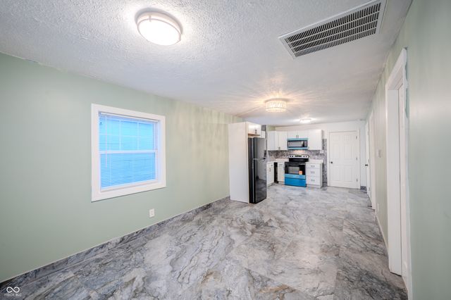 2951 Hillside Avenue, Indianapolis, IN 46218