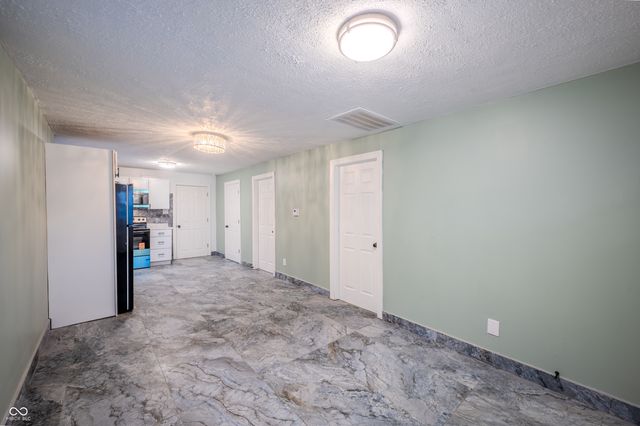 2951 Hillside Avenue, Indianapolis, IN 46218