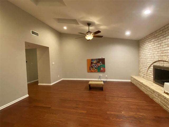 9000 Currywood DR, Austin, TX 78759