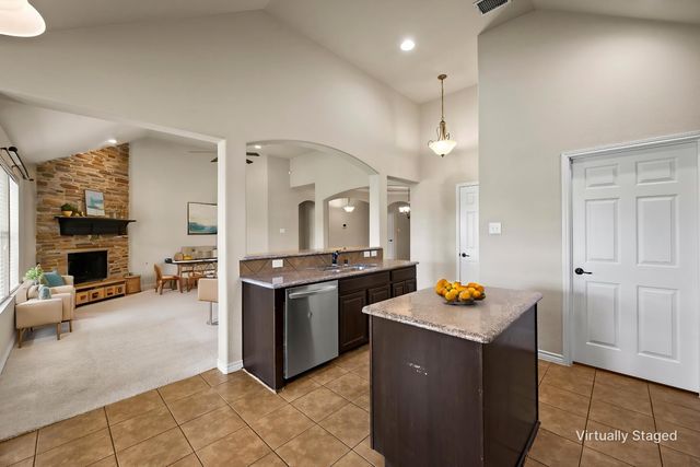 2912 Glenoaks Drive, Royse City, TX 75189