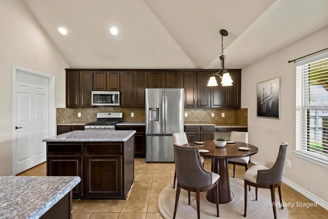 2912 Glenoaks Drive, Royse City, TX 75189