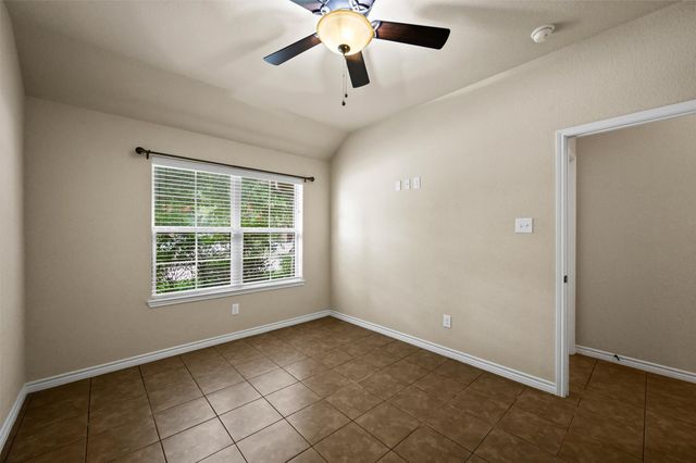 2912 Glenoaks Drive, Royse City, TX 75189
