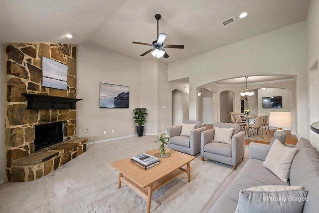 2912 Glenoaks Drive, Royse City, TX 75189