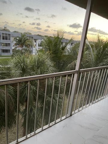 17000 NW 67th Ave 437, Hialeah, FL 33015