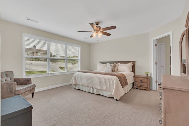 2815 Trentview Ln, Columbia, TN 38401
