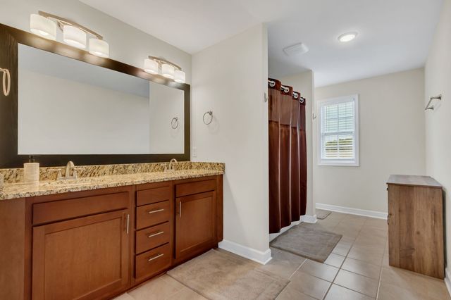 2815 Trentview Ln, Columbia, TN 38401