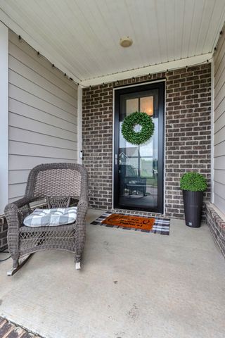 2815 Trentview Ln, Columbia, TN 38401