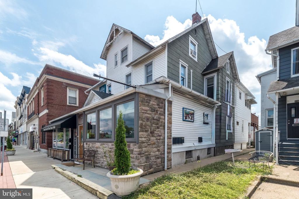 334 W BROAD STREET ST, QUAKERTOWN, PA 18951 — photo 4