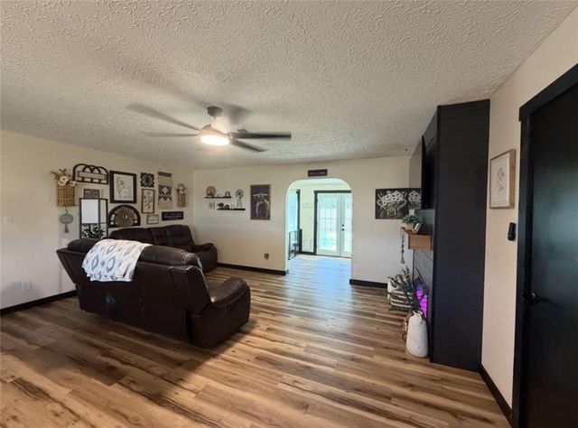 320 Langston Road, Perry, GA 31069