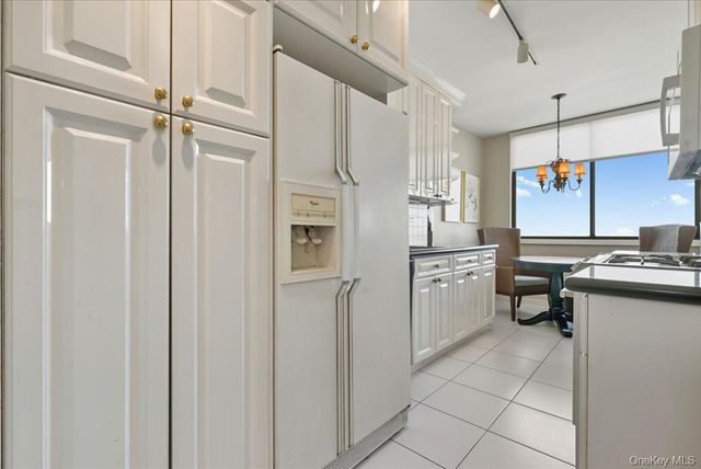 26910 Grand Central Parkway 31N, Floral Park, NY 11005