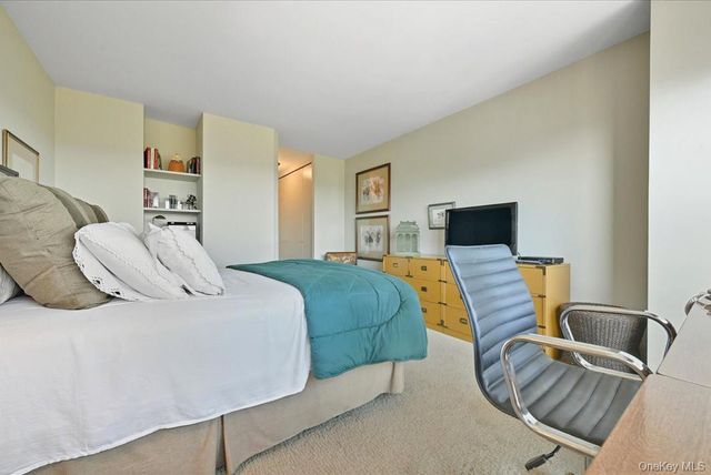 26910 Grand Central Parkway 31N, Floral Park, NY 11005